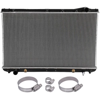 Radiator with Universal Oil Hose Clamps Kit For 95-96 Lexus ES300 Toyota Avalon Foto 1 de 4