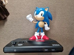Sonic Mania Collector's Edition Sonic The Hedgehog 12" Statue   - Picture 1 of 11