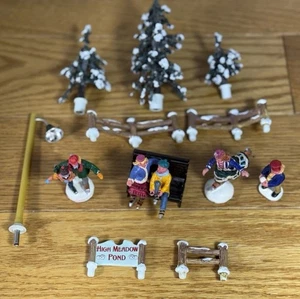 Lemax High Meadow Skating Pond 54301 Zubehör Figuren und Teile - Bild 1 von 7