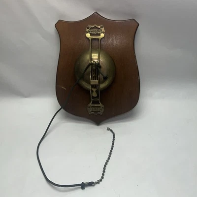 CAMPANA TROLLEY DE LATÓN ST. LOUIS CAR COMPANY SOBRE PLACA DE MADERA STLCCO Foto 1 de 2