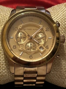 Orologio Michael Kors Runway Cronografo MK 8096 Acciaio Inox Tono Oro - Foto 1 di 11