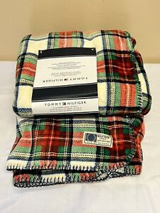 Ivory grey red SOFT NEW Sherpa Throw Blanket by Tommy Hilfiger Evening Plaid