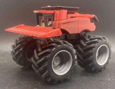 ERTL Case II Combine Farm Tractor Toy - Image 1 of 4
