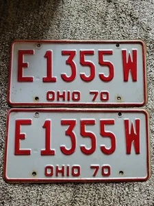 1970 Ohio License Plate vintage matched pair / set   E1355W.    ** - Picture 1 of 2