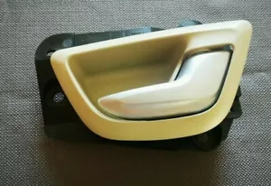 Volvo XC90 2007-2014 Right door inner handle - Picture 1 of 2