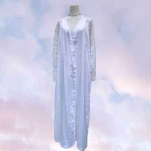 Vtg 90s Cabernet Satin White Long Maxi Lace Beaded Sleeve Robe Cover Up Sz S - Picture 1 of 8