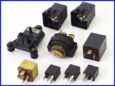 3x05PN59 1999 DUCATI 996 Juego de relés originales 748 916 998  Foto 1 de 4