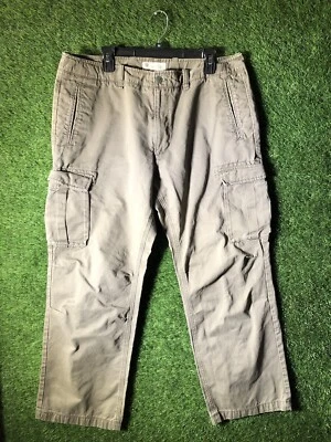 Calça Gap Masculina 38x30 Verde Carga Original Reta Algodão Bolsos Militares Antiga - Imagem 1 de 4