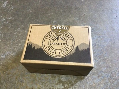 Luz reflectante para correr en el pecho AVANTO para corredores caminar camping haz ajustable  Foto 1 de 4