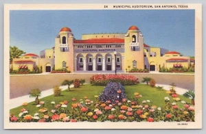 Municipal Auditorium in San Antonio Texas Dedicated to WWII Heroes Postcard - Picture 1 of 2