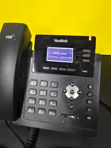 Yealink SIP-T40G IP Phone + power cord + ethernet cable - Picture 1 of 3