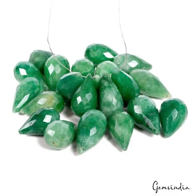 Gemas briolette perforadas sueltas corte a cuadros de pera esmeralda verde natural de 830 quilates/21 piezas Foto 1 de 4