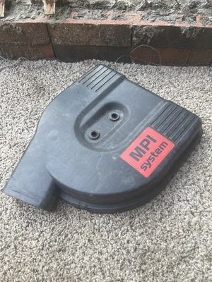 Caja de filtro de filtro de aire 90-97 Nissan D21 carrocería dura 2.4 4 cilindros OEM SOLO PIEZA SUPERIOR Foto 1 de 4