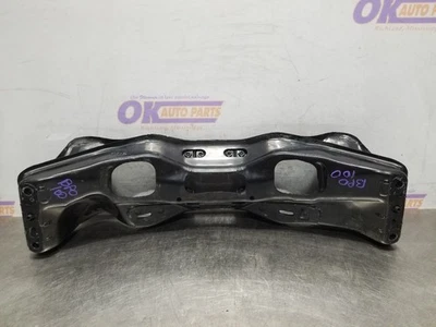 16 2016 Subaru WRX STI 2,5 L suspensión delantera travesaño transmisión manual Foto 1 de 4