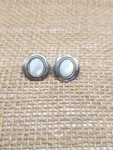 Pendientes vintage de plata de ley con poste perforado - Imagen 1 de 4