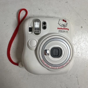 Cámara fotográfica clásica Fujifilm Hello Kitty Instax Mini 25 blanca con flash incorporado - Imagen 1 de 11