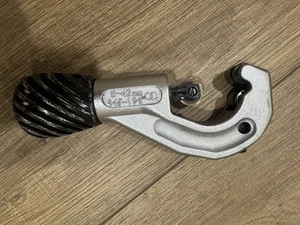 Uniweld pipe cutter #70090 8-42mm 5/16 - 15/8 - Picture 1 of 4