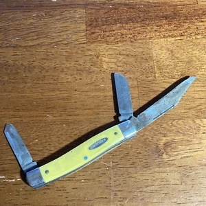 Vintage Colonial RANGER 3 Blade Folding Pocket Knife Yellow plastic handle - Picture 1 of 10