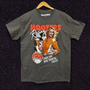 Hooters Racing Team Checkered Flag Tailgate Promo T-Shirt M - Picture 1 of 4