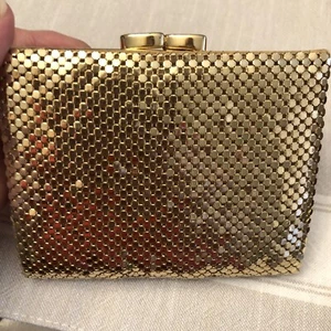 Vintage Whiting and Davis Gold Mesh Wallet Evening Bifold Snap Pocket 50s 60s - Picture 1 of 9