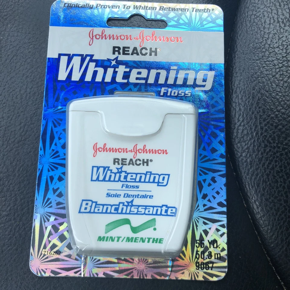Vintage 2000 Johnson & Johnson REACH Whitening Mint Flavor Dental Floss NOS