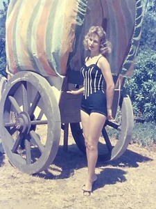 Vintage 35mm Slide Girl Posing In Swimsuit San Diego California 1958 - Picture 1 of 2