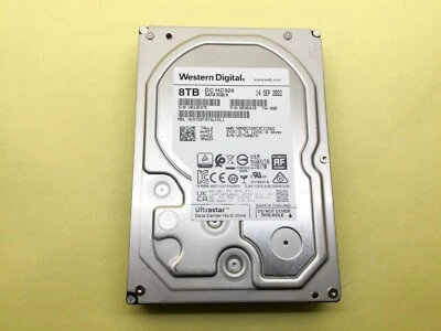 HDD HUS728T8TALE6L1 WD Ultrastar DC HC320 7200 RPM 8 TB SATA 6 Gb/s 256 MB de caché Foto 1 de 2