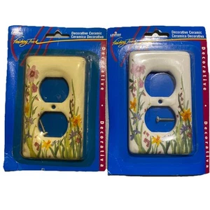 2 Leviton Floral Flowers Ceramic Standard Wall Plug Plate Covers - Picture 1 of 4