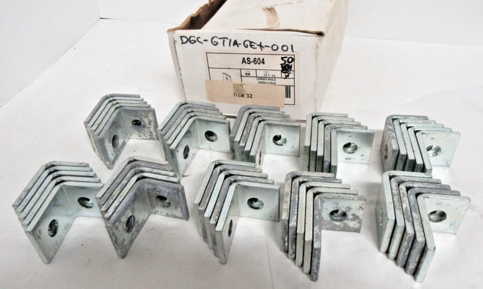 Box of 50 Anvil-Strut AS604EG for 1-5/8" Channel Corner Angle Bracket - Image 1 of 4