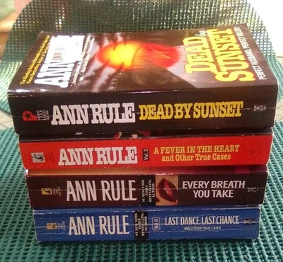 Ann Rule True Crime Lot of 4 PB Vintage A Fever In The Heart, Dead By Sunset Foto 1 de 4