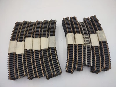 Life-Like HO Scale Curved Brass Track 109pc Lot Radius Model Railroad Train - Image 1 of 4