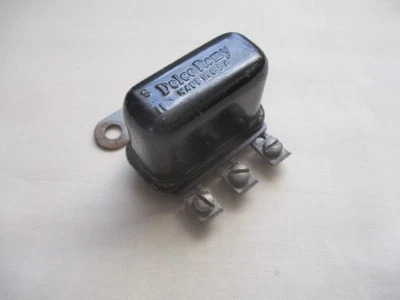 DELCO REMY 1116775 6 VOLT HORN RELAY USED 1950 1953 1954 BUICK CHEVROLET OLDS  - Image 1 of 4
