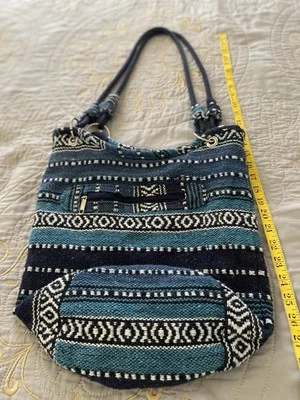 Bolso de mano tejido de algodón Rue 21 etc. Hecho en India. Grande, informal. ¡Siente el ambiente de los 70! Foto 1 de 4