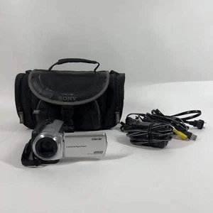 Sony HandyCam DCR-SR47 - Picture 1 of 7
