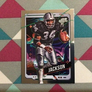 Bo Jackson #74 Raiders leyenda de la corte 2024 Topps cromo cósmico fútbol americano NFL - Imagen 1 de 2