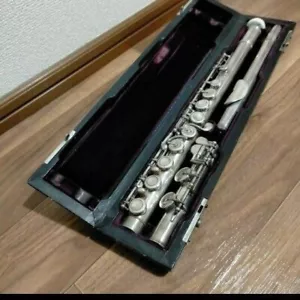 YAMAHA YFL-63 Flute - Picture 1 of 11