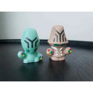 Elgyem and Beheeyem Finger Puppet figure Bandai / US STOCK  - Picture 1 of 2