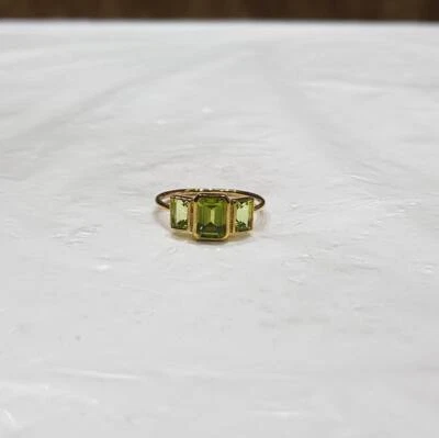 1.70 Ct Peridot Three-Stone Ring 14k Solid Yellow Gold - Image 1 of 4