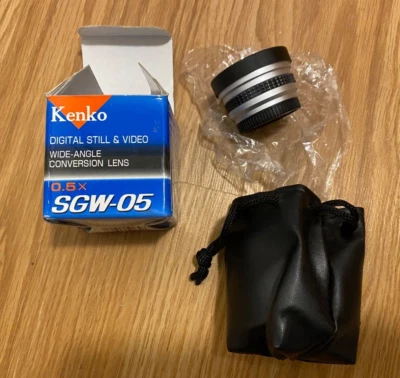 Lente de conversión gran angular Kenko SGW-05 0,5X para cámaras digitales de fotografía y video  Foto 1 de 4