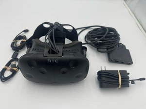 HTC Vive Virtual Reality Headset System - W/Cables  & Link Box - Picture 1 of 8
