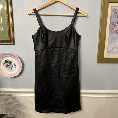 Sexy Mini Vestido Hollister Negro Imitación Cuero Pequeño Babydoll Y2K Club Gótico Fiesta Foto 1 de 4