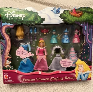 JUEGO PRINCESA DISNEY PRINCESA PRECIOSA BELLEZA DURMIENTE FÁCIL CAMBIO DE ROPA - Imagen 1 de 3