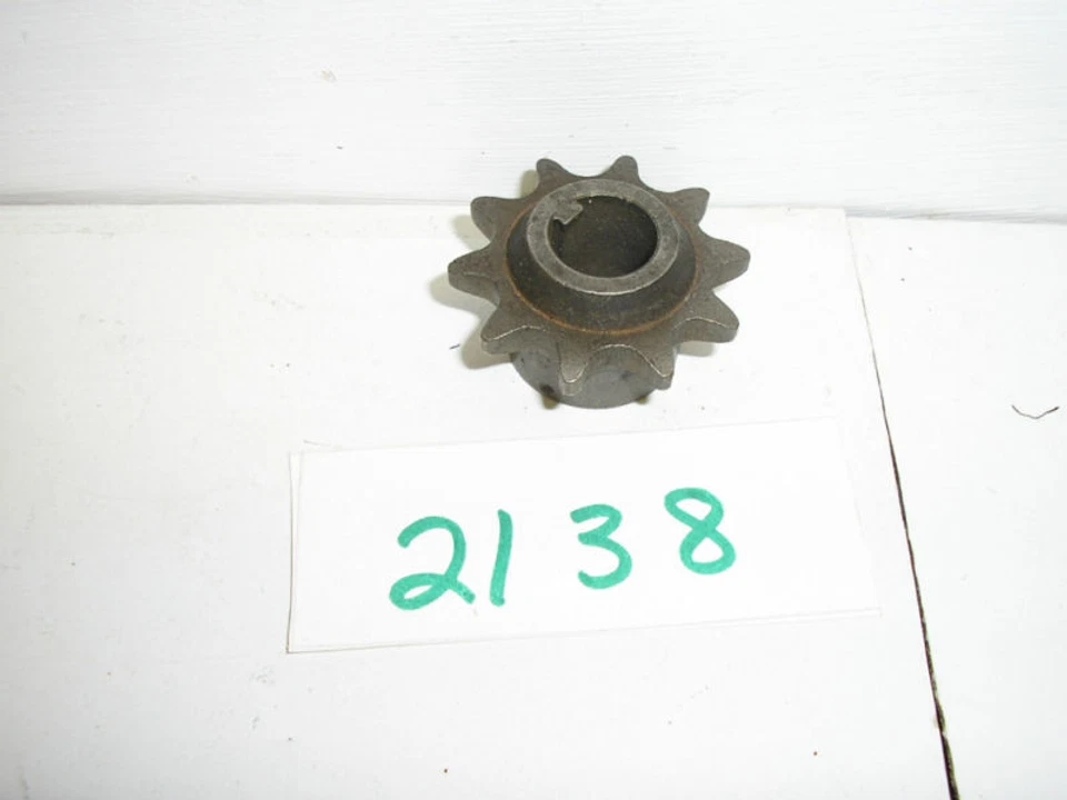 Piñón MTD 748-0186 NLA Foto 1 de 1