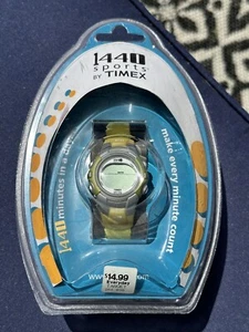 1440 Sports By TIMEX Digital Watch T5G871 M7 Green Floral Indiglo Circa 2004 - Picture 1 of 6