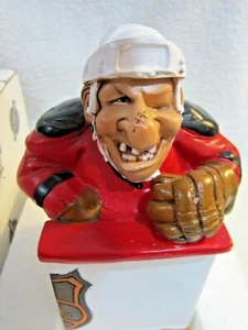 The Comical World of Warren Stratford ~ "POW" ~ NHL Player Figurine #16-453 NIB! - Bild 1 von 5
