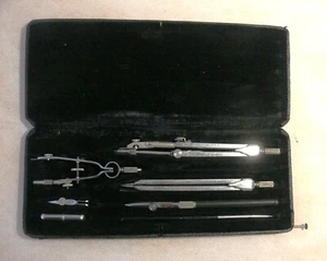 ANTIKES Reißzeug in Lederschatulle schön und vollständig - Bild 1 von 2