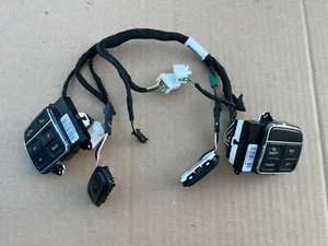 2008-2020 DODGE GRAND CARAVAN AUDIO CRUISE CONTROL SWITCHES OEM - Picture 1 of 12