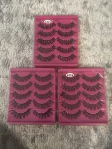 False Lash Bundle - Picture 1 of 3