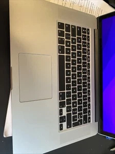Apple MacBook Pro 15,4" (Intel Core i7 4ieme Gen., 2,5GHz, 256Go SSD, 16 RAM - Photo 1/10