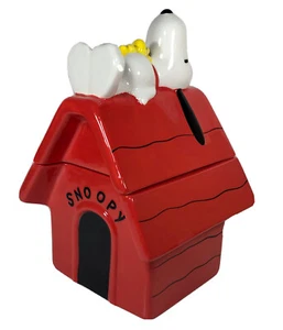 Snoopy & Woodstock Red Doghouse Sculpted Ceramic Cookie Jar Peanuts New NWOT - Picture 1 of 9
